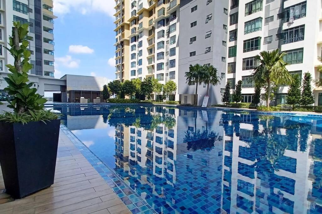 Homestay Arc Cozyhome Austin Hills 4-5Pax Johor Bahru Extérieur photo