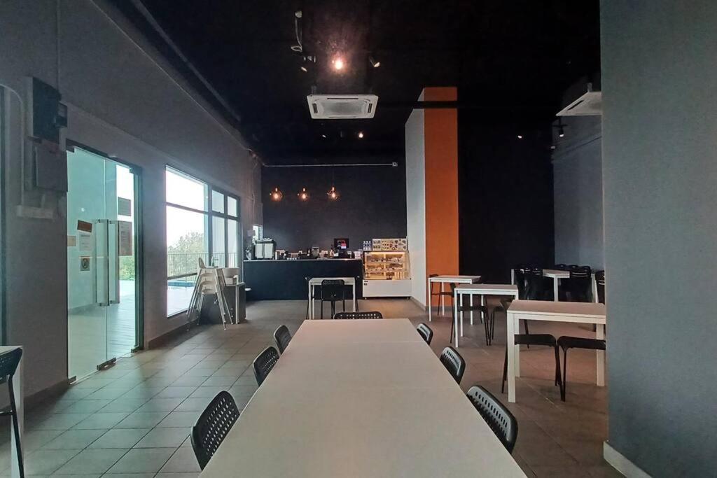 Homestay Arc Cozyhome Austin Hills 4-5Pax Johor Bahru Extérieur photo